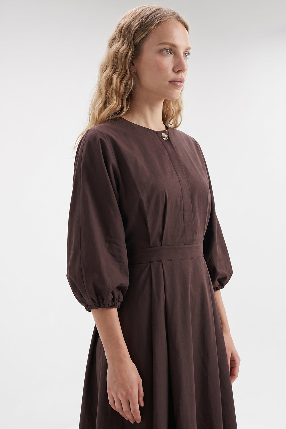 Elastic Back Balloon Sleeve Midi Dress - BROWN