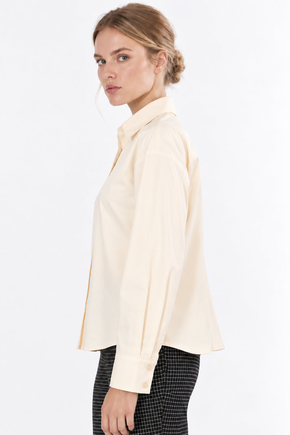 Long Sleeve Shirt with Back Pleats - CREAM