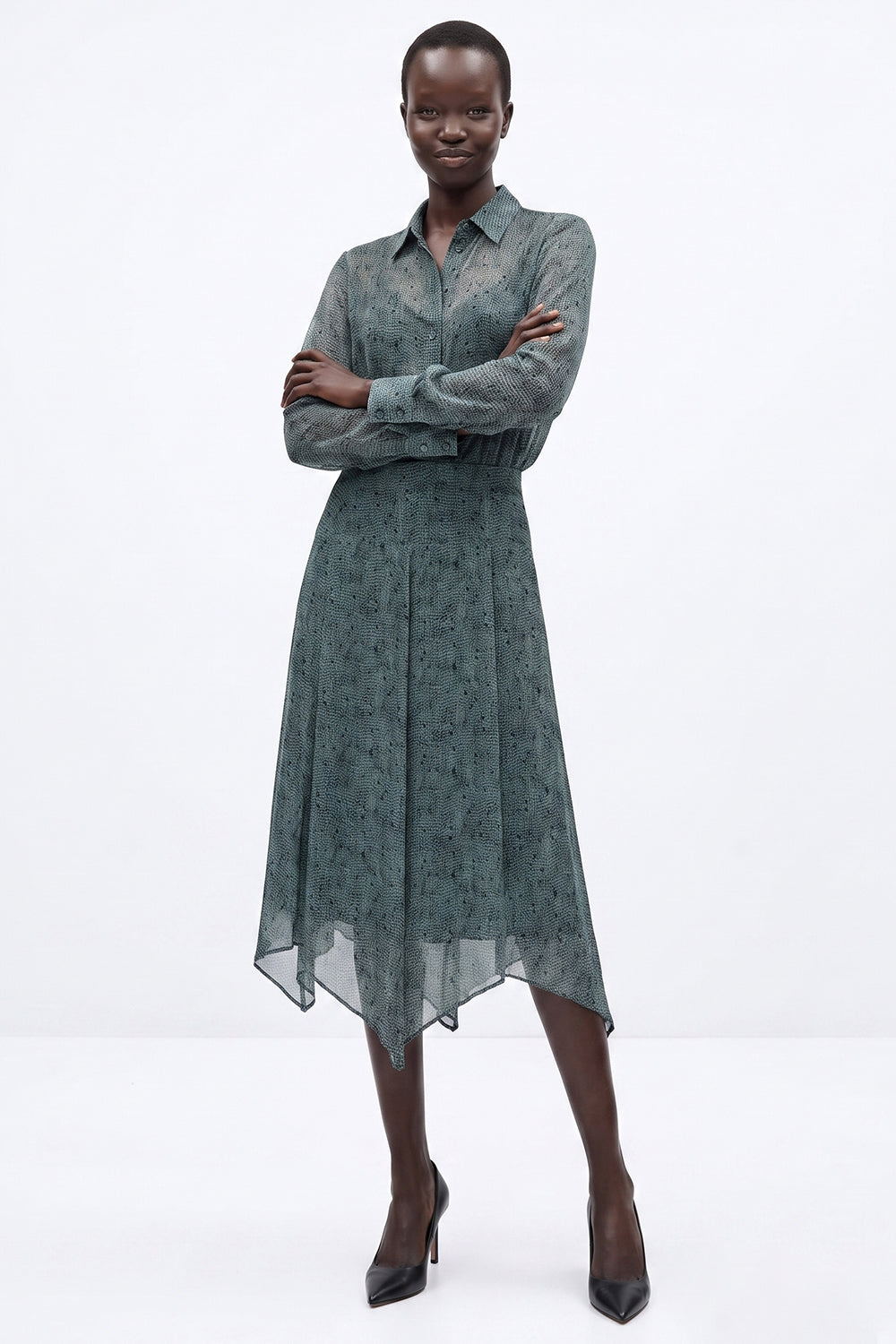 Lined Chiffon Shirt with Pintuck Waist Detail - MULTICOLOR