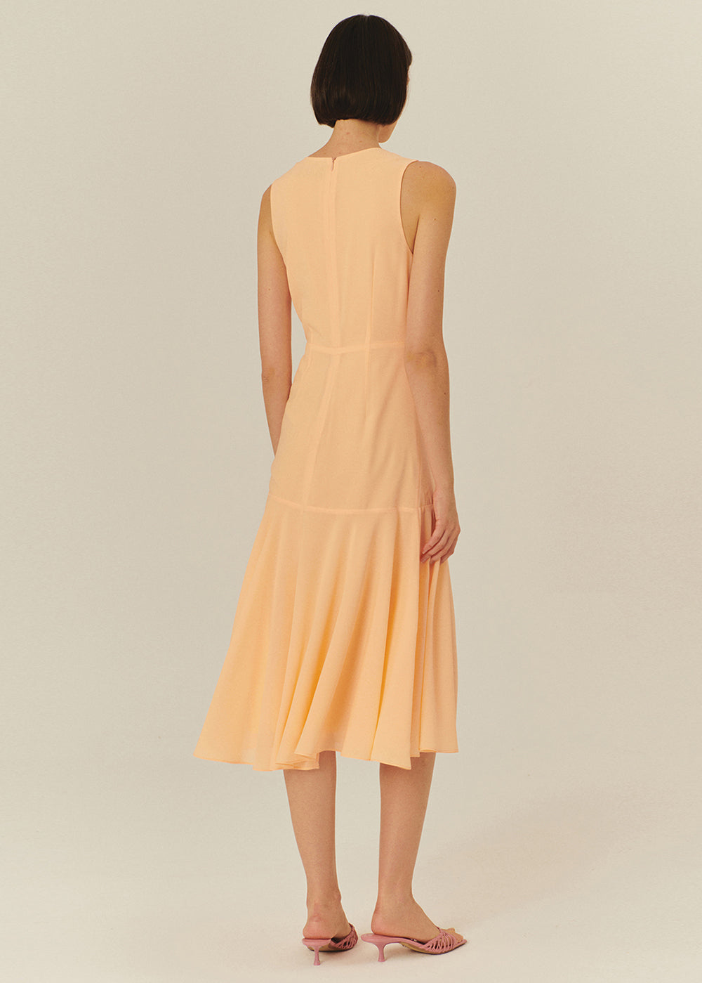 Regular Fit Sleeveless Midi Dress with V-Neck and Ruched Details