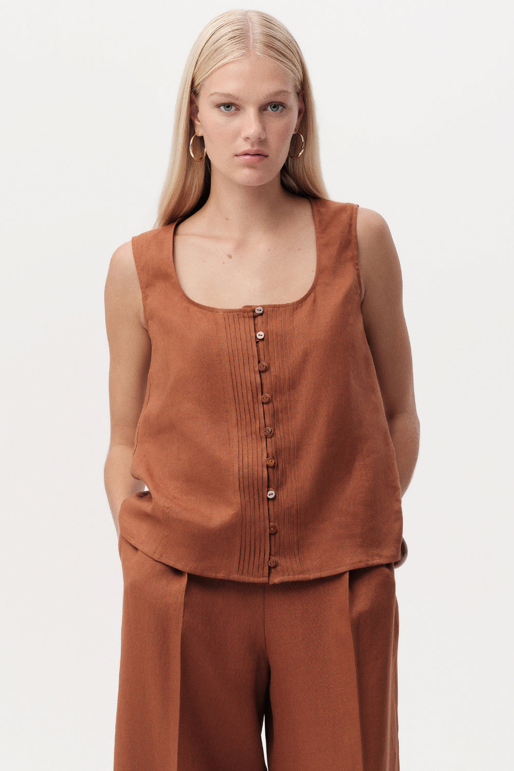 Edna Square Neck Linen Shirt - BROWN