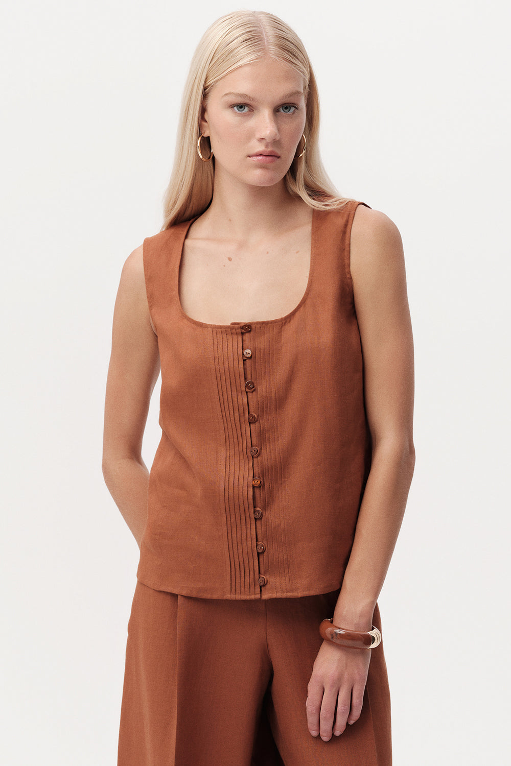 Edna Square Neck Linen Shirt - BROWN