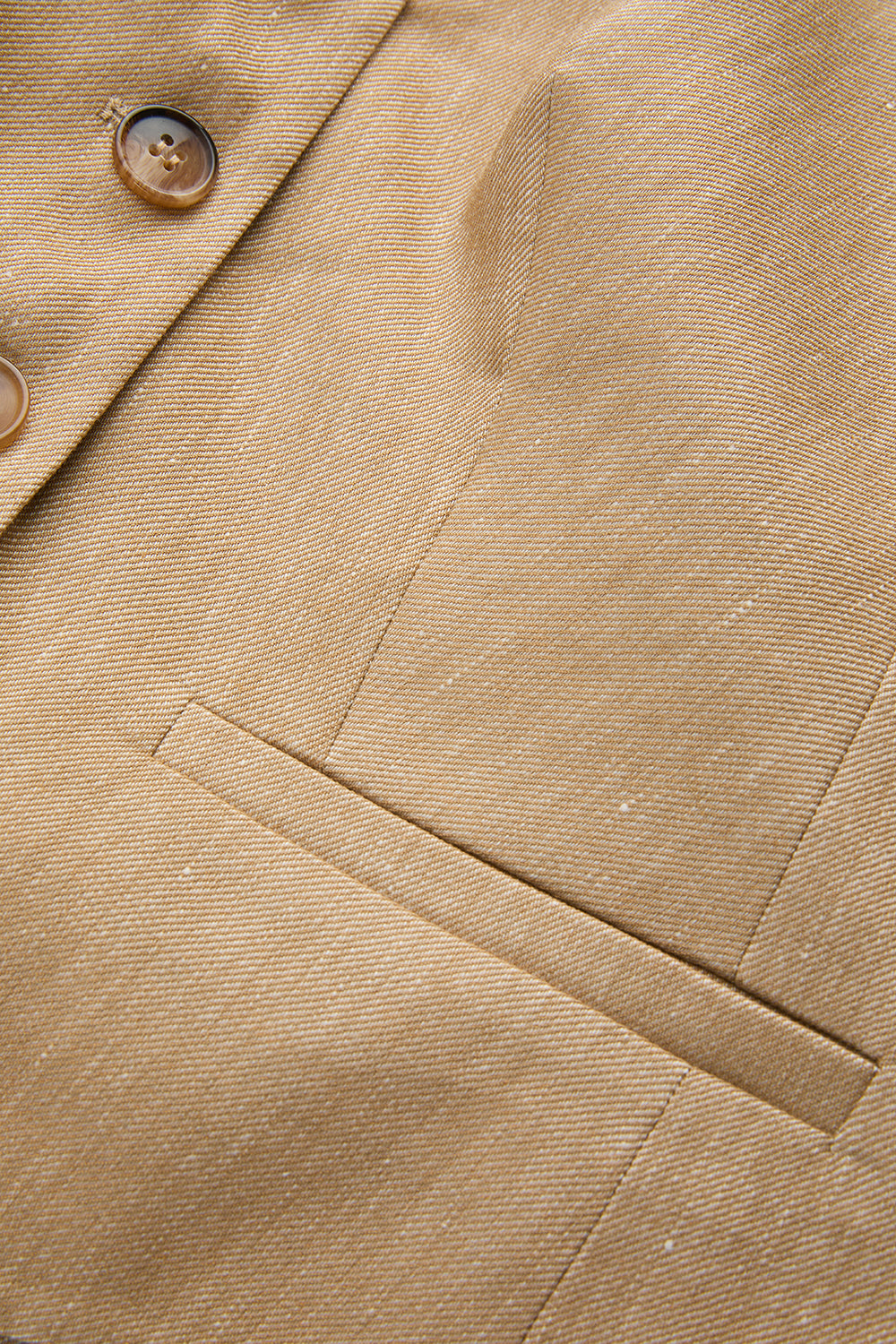 Linen Blend Vest with Back Buckle - CAMEL