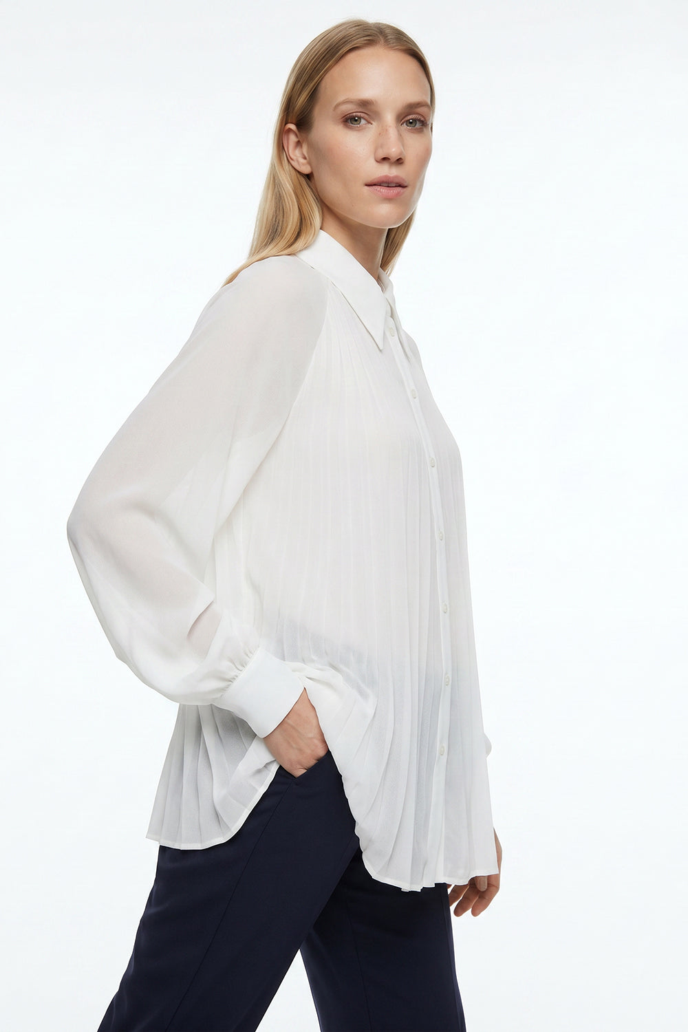 Keyla Long Sleeve Shirt with Buttoned Cuffs - Ecru