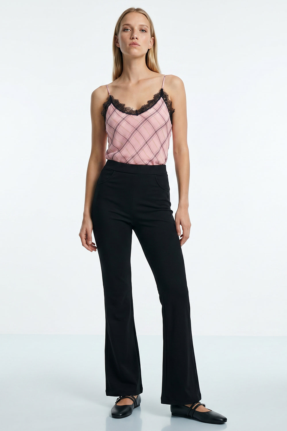 High-Waisted Flared Knit Trousers - BLACK