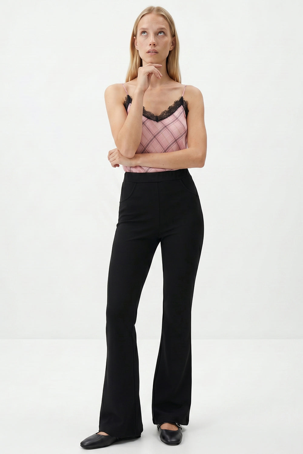 High-Waisted Flared Knit Trousers - BLACK