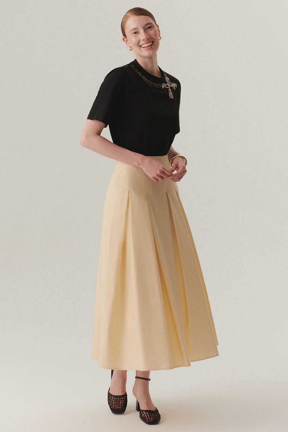 Leilani Tshirt - BLACK