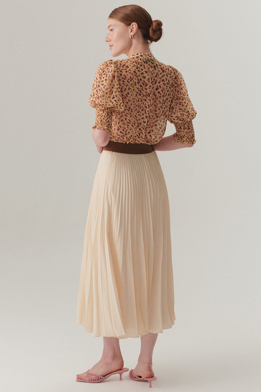 Elastic Waist Straight Cut Pleated Midi Skirt