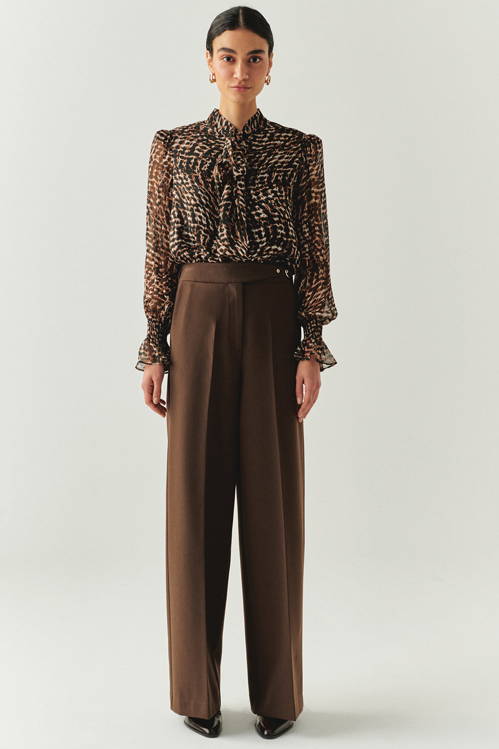 Avayah Pants Tailored Pocketed Pants - Brown