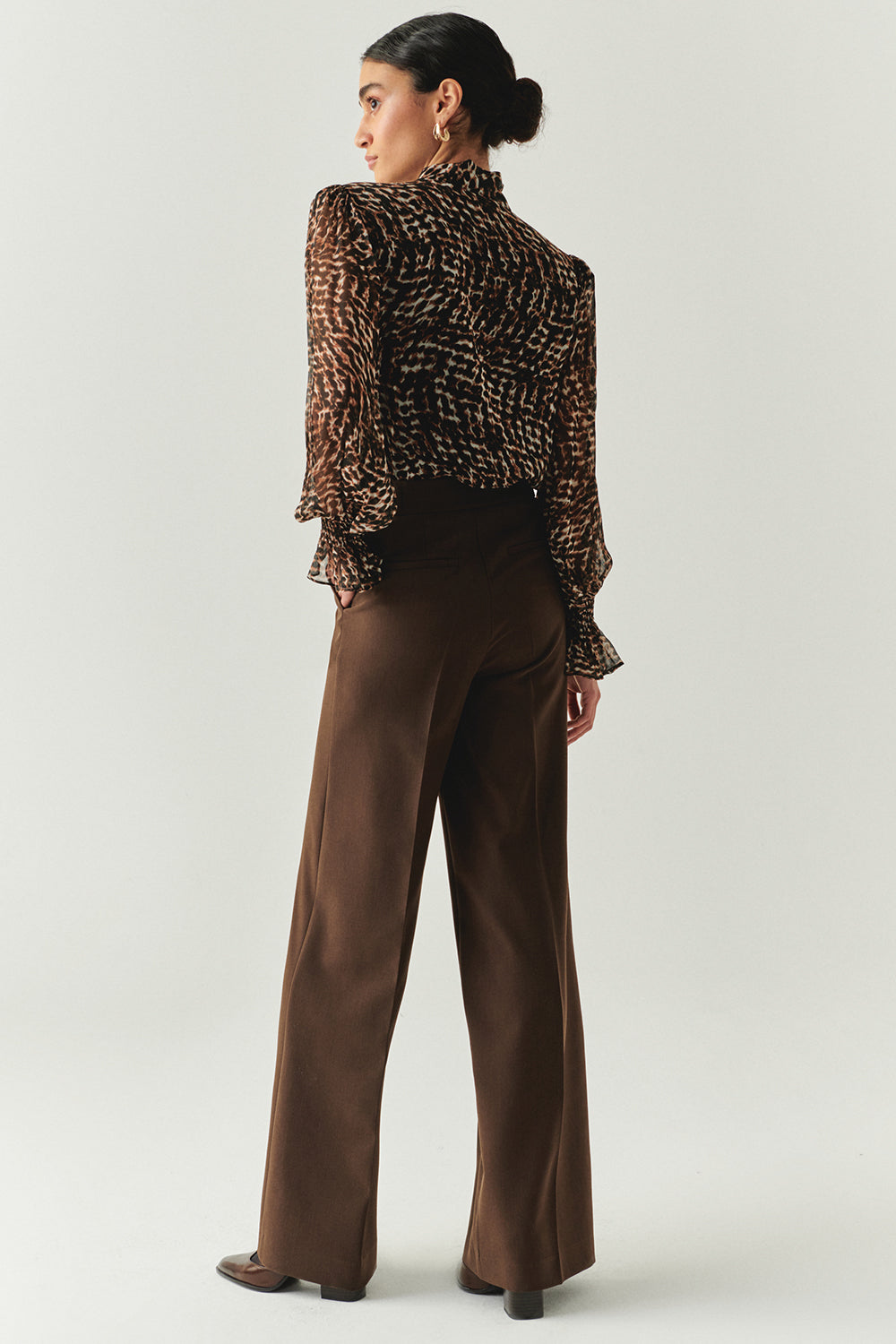 Avayah Pants Tailored Pocketed Pants - Brown