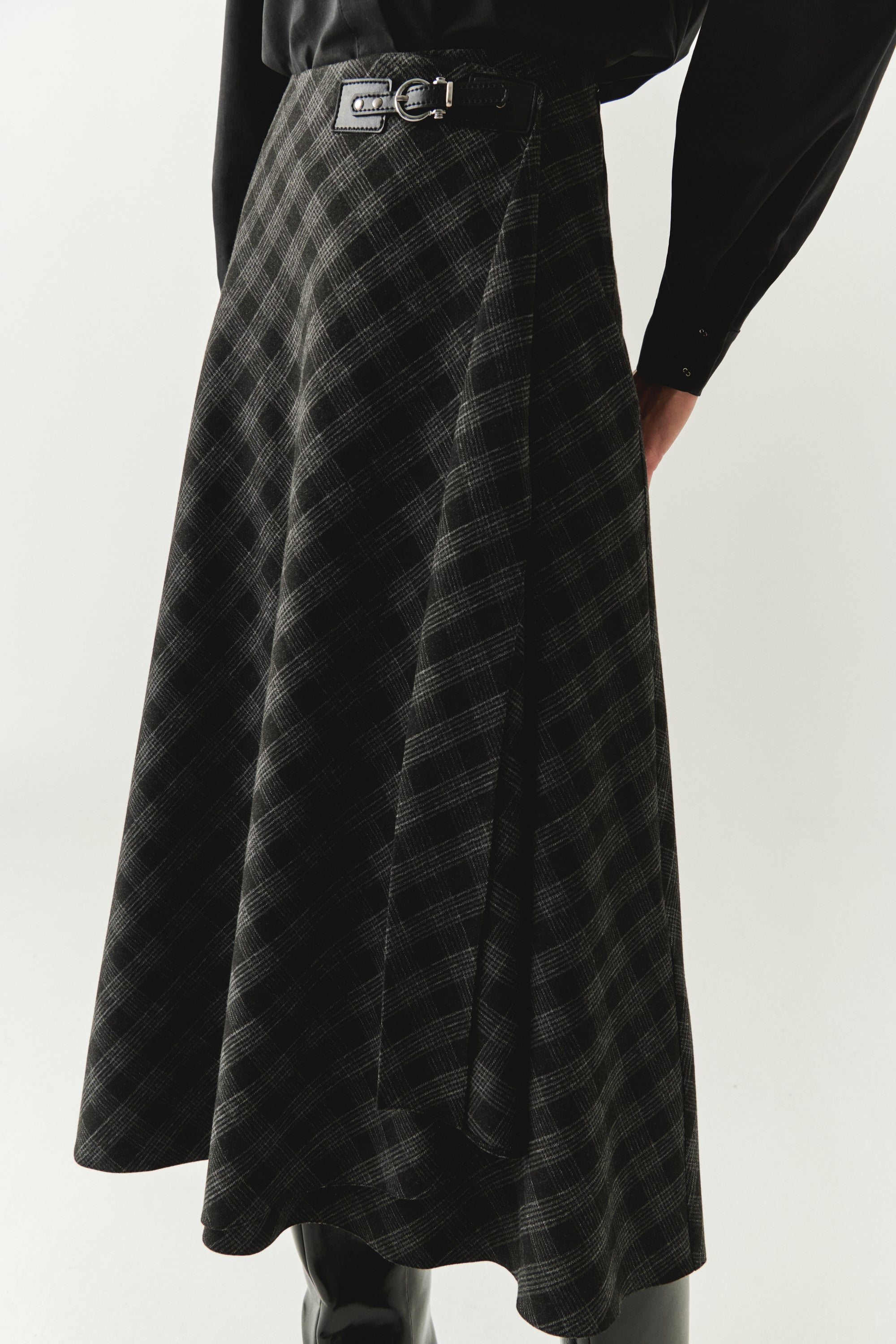 Scarlette Anthracite A-Line Skirt with Pockets