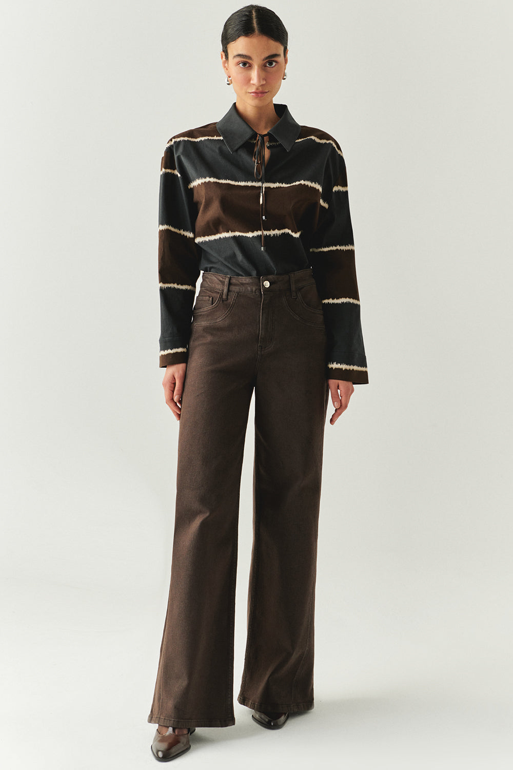 Daisy Brown Denim Jeans with Pockets
