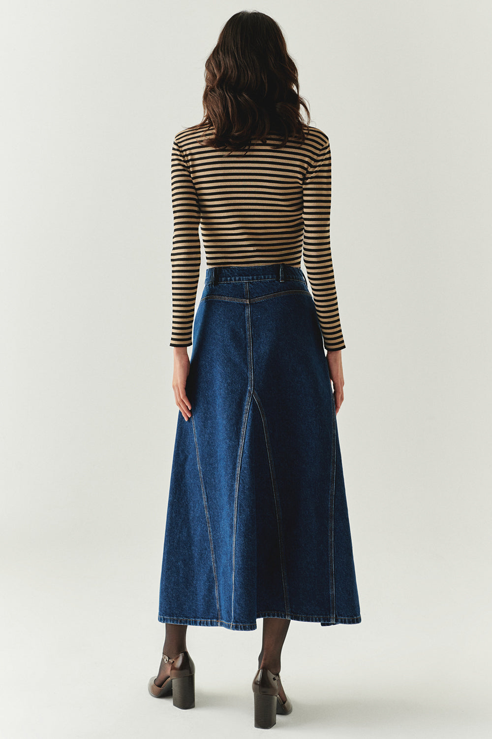Araya Indigo Denim Maxi Skirt with Pockets