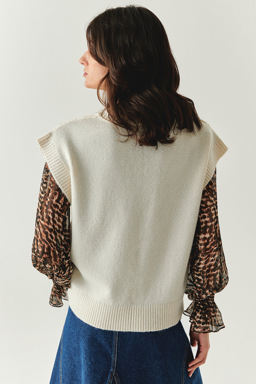 Adoria Cream V-Neck Cable Knit Sweater