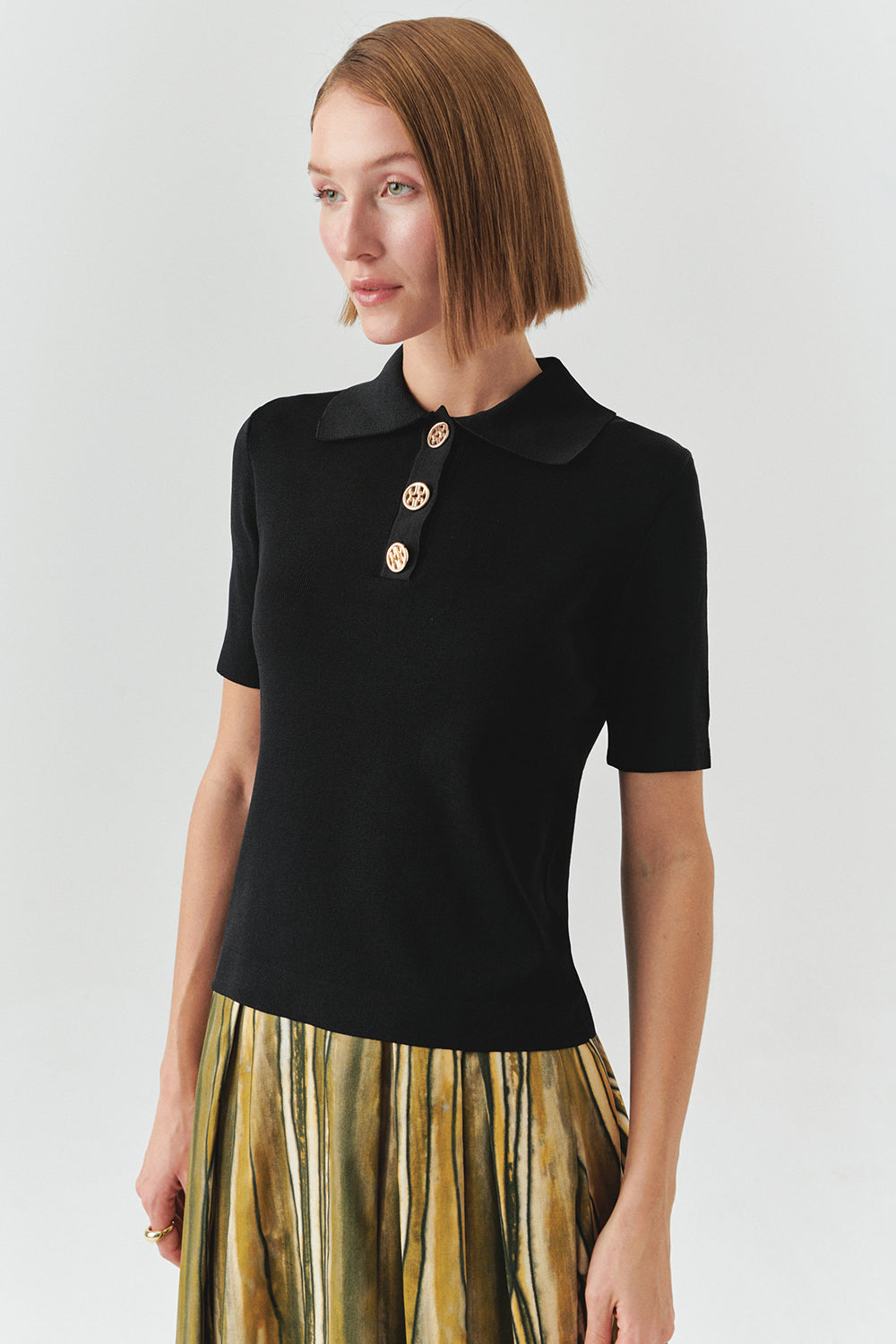 Jaylah Short Sleeve Shirt Collar Sweater