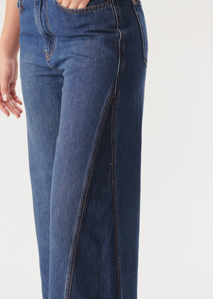 Raw Hem Wide-Leg Jeans