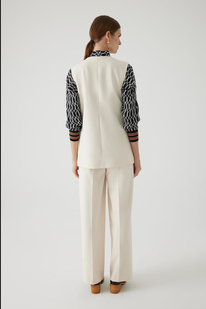 Regular Fit Vest with Pockets and Button Details