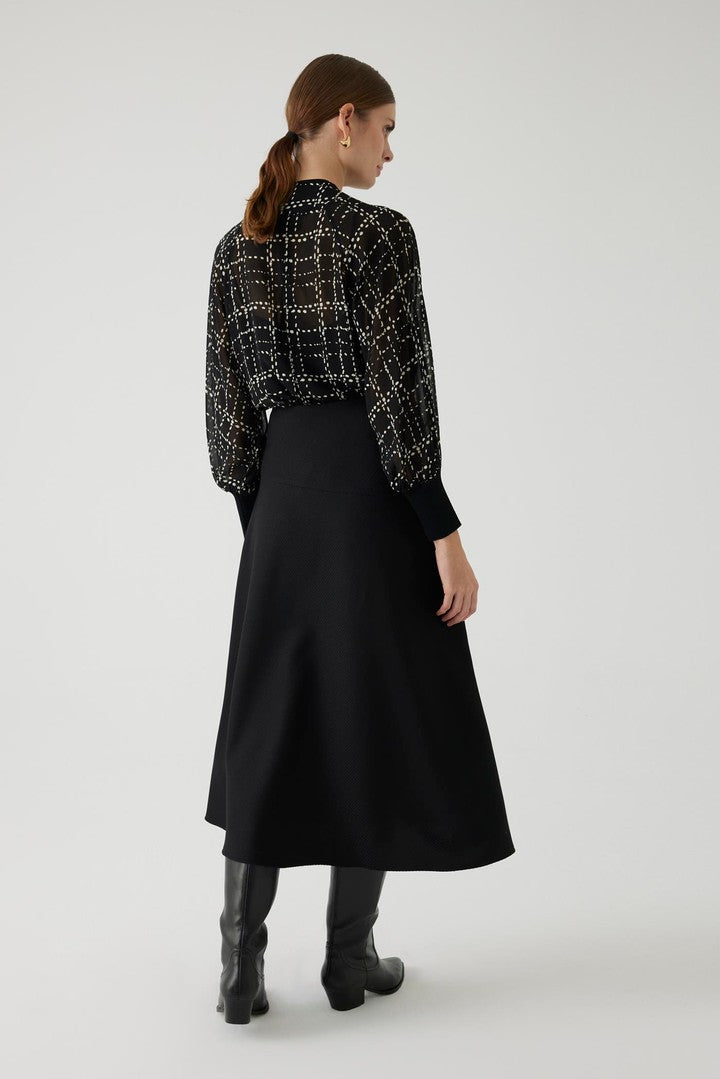 Black Slit Pleated Skirt with Lining