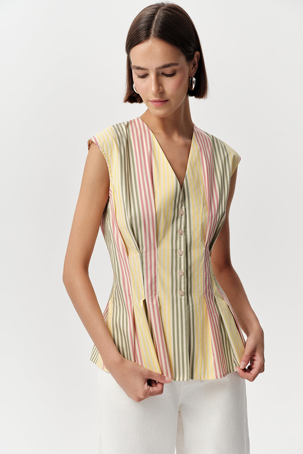 Biana Sleeveless Shirt - MULTI COLOR