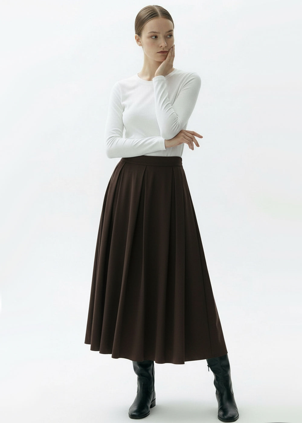 Chic Pleated Brown Midi Skirt Featuring Side Pockets