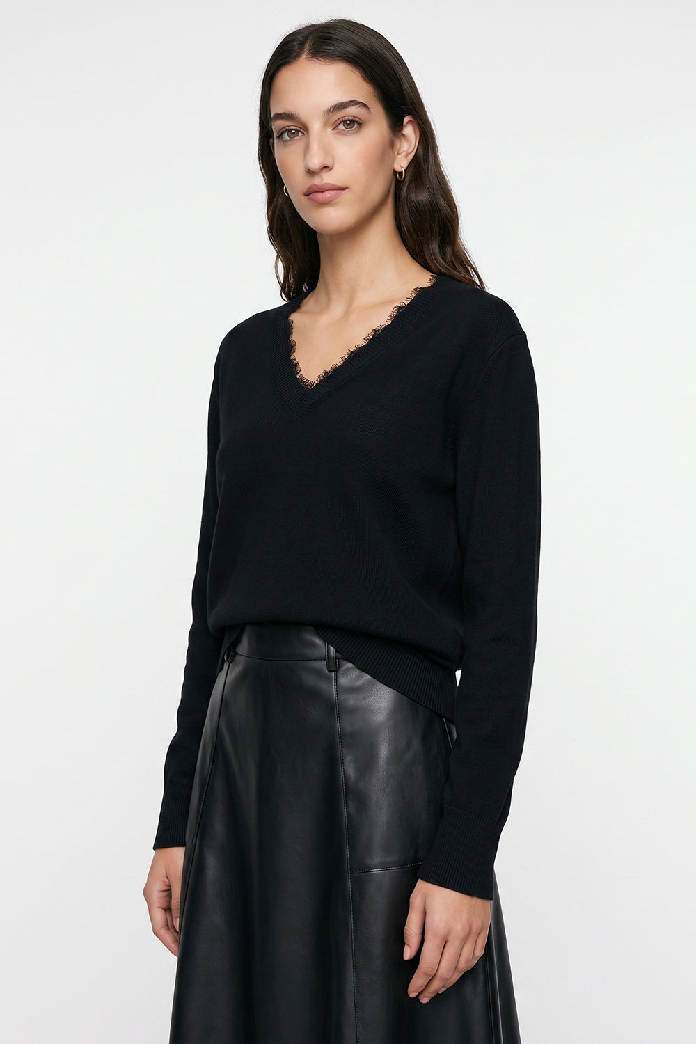 Long Sleeve V-Neck Knit Blouse with Lace Trim - ECRU
