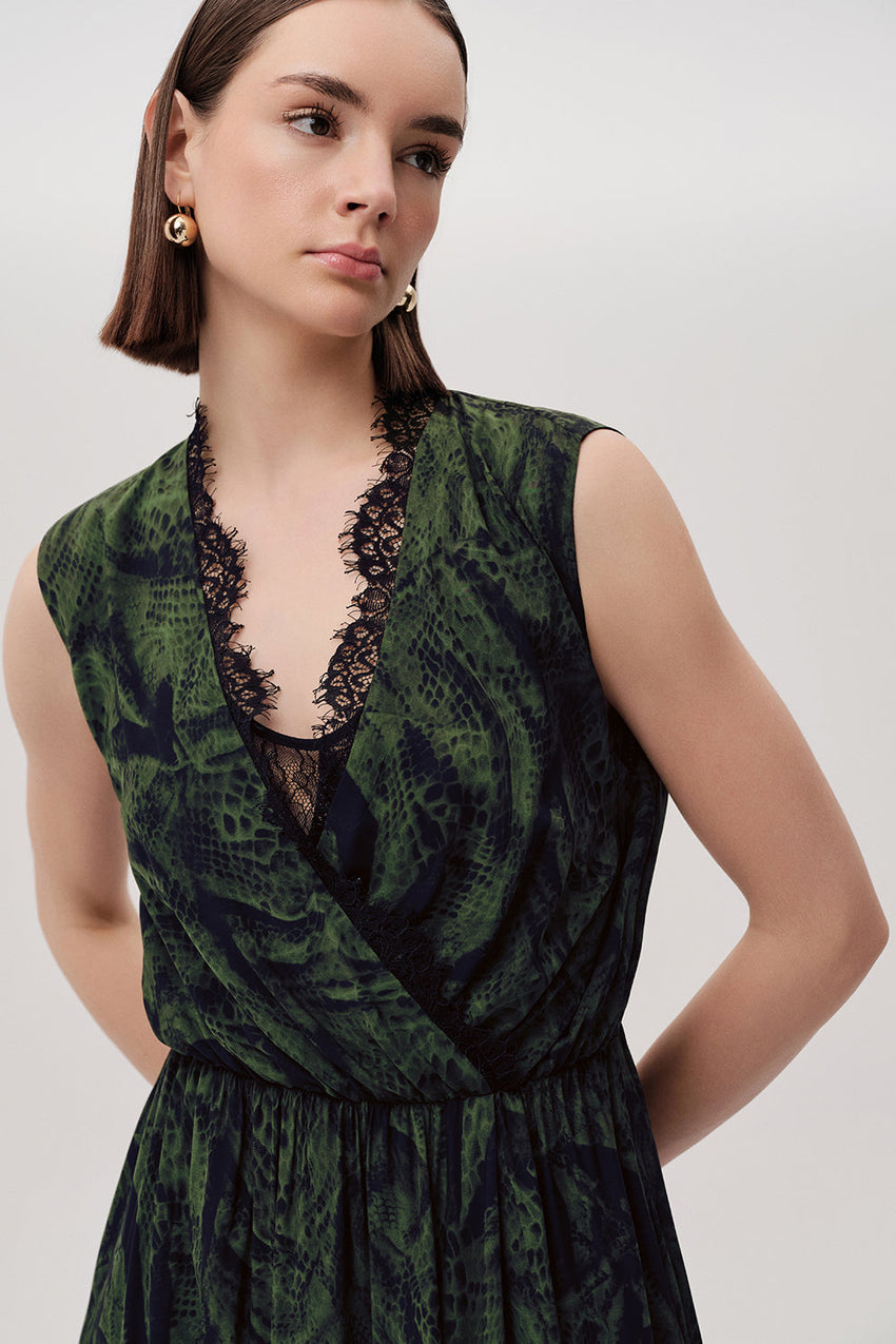 Magnolia Black Sleeveless Knit Vest with Beaded Bows