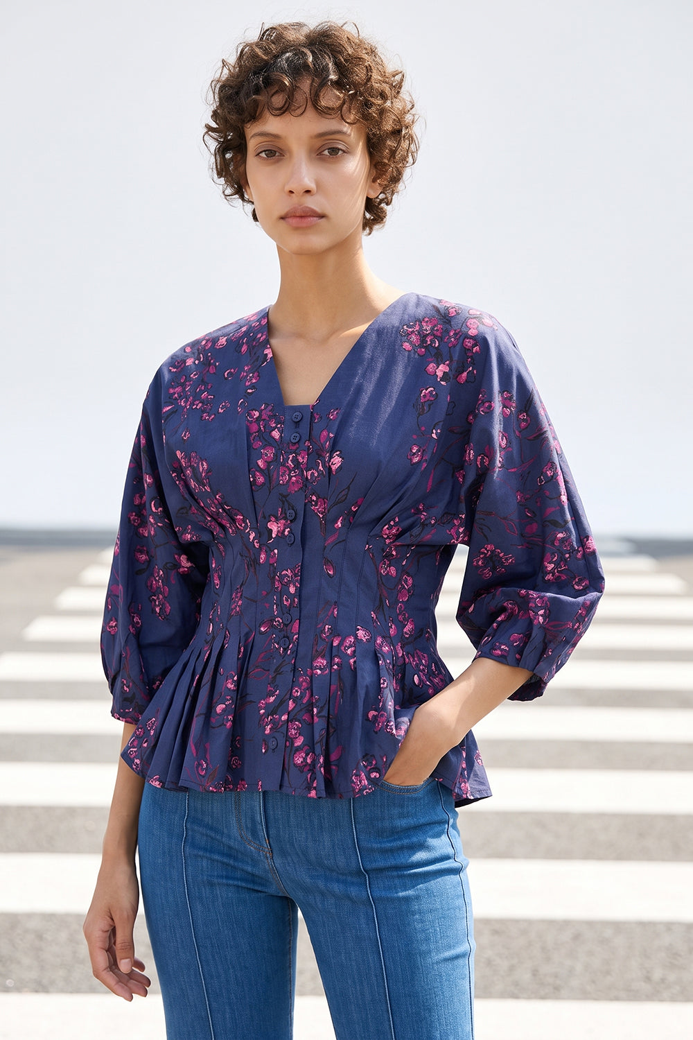 Fitted Pleated Raglan Sleeve Shirt - MULTICOLOR