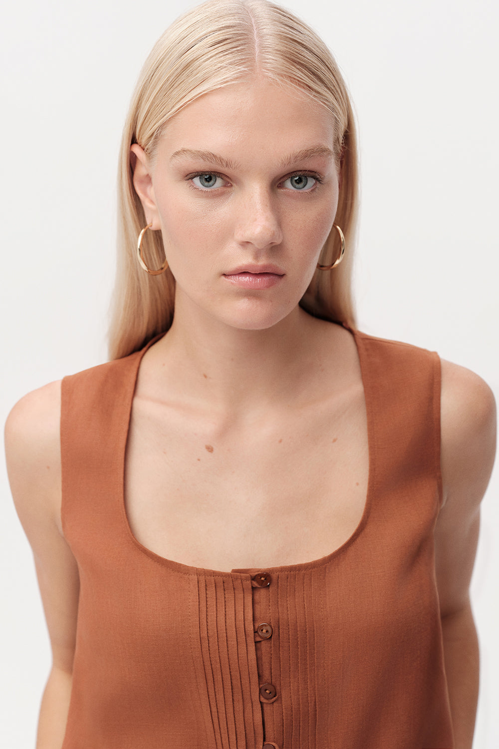 Edna Square Neck Linen Shirt - BROWN
