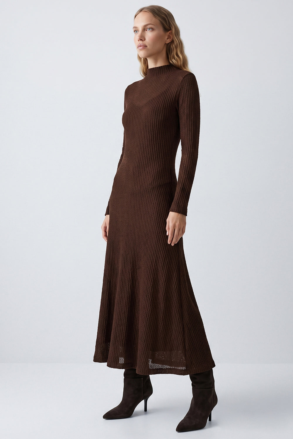 Lined Lace Flared Knit Midi Dress - BROWN