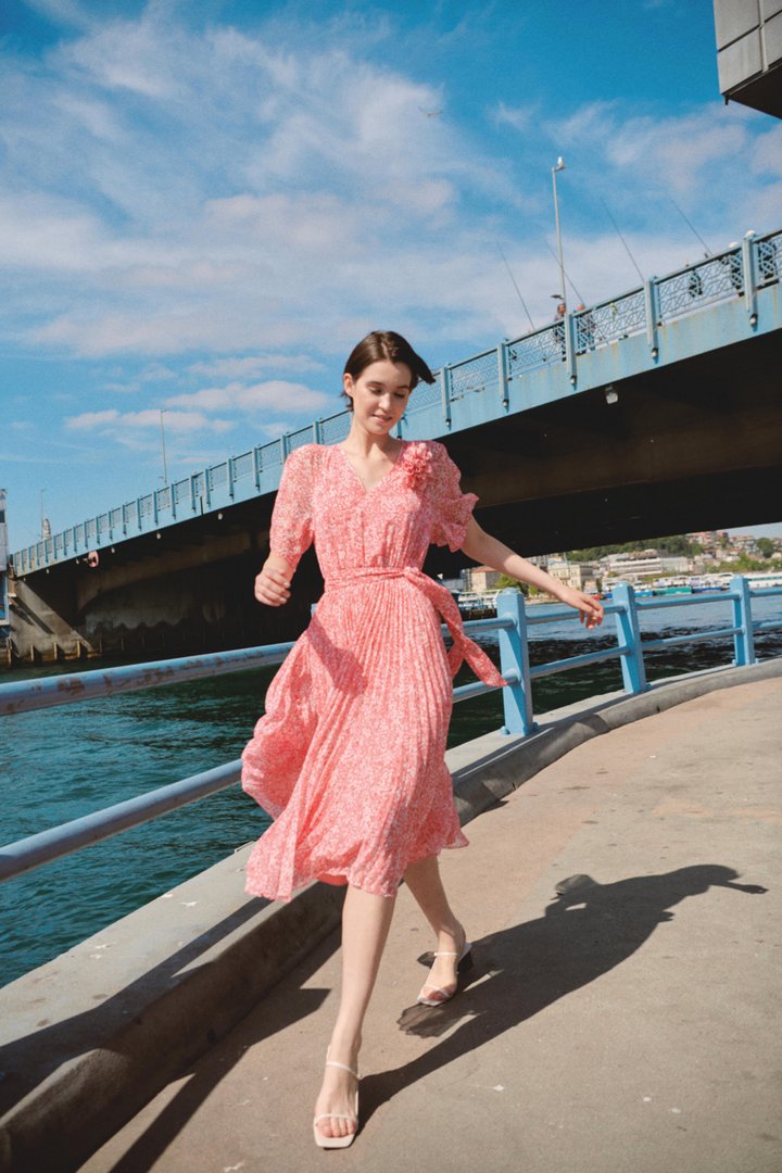 exquise pink dress Anthropologie Exquise Tobie Button-Front Pleated Midi Shirt Dress