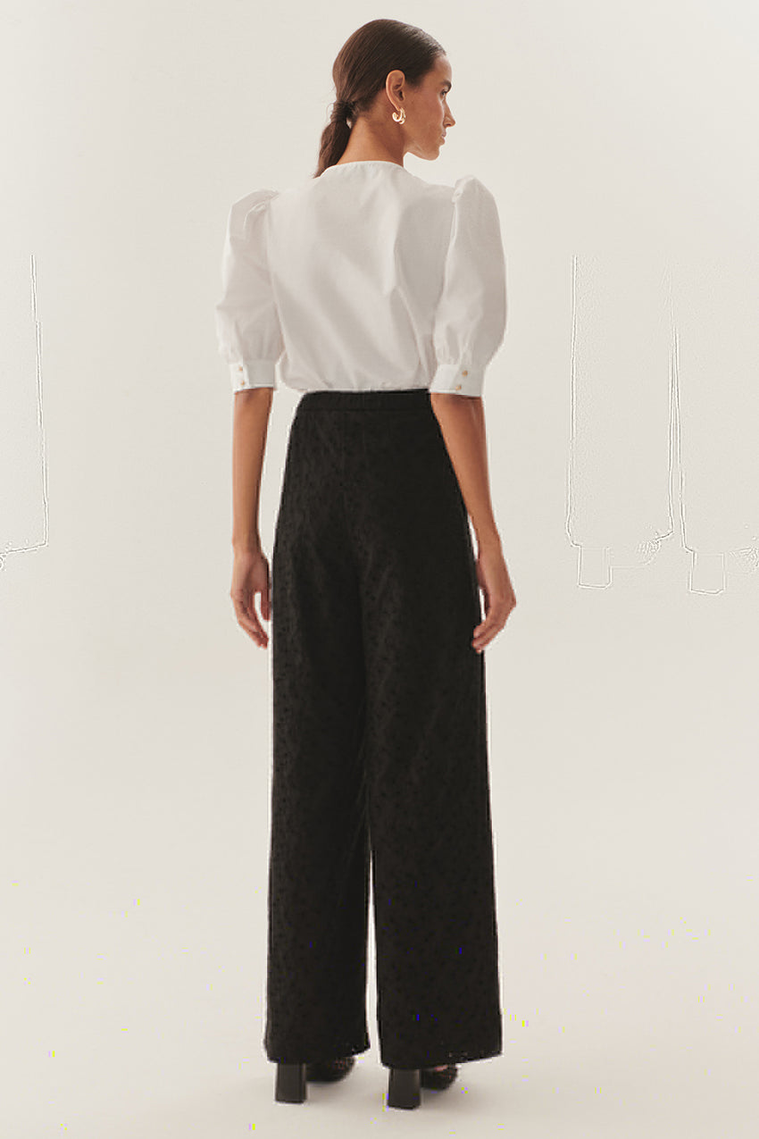 Broderie Anglaise Fabric Loose Fit Pants - Black