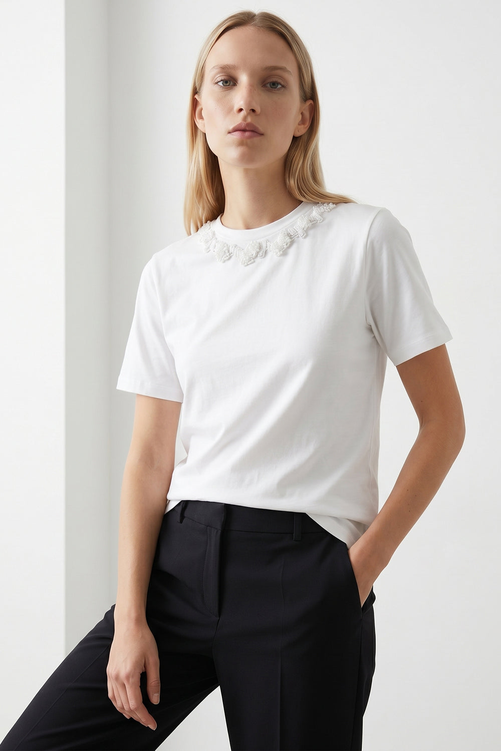 Liliana Knit Tshirt – BONE