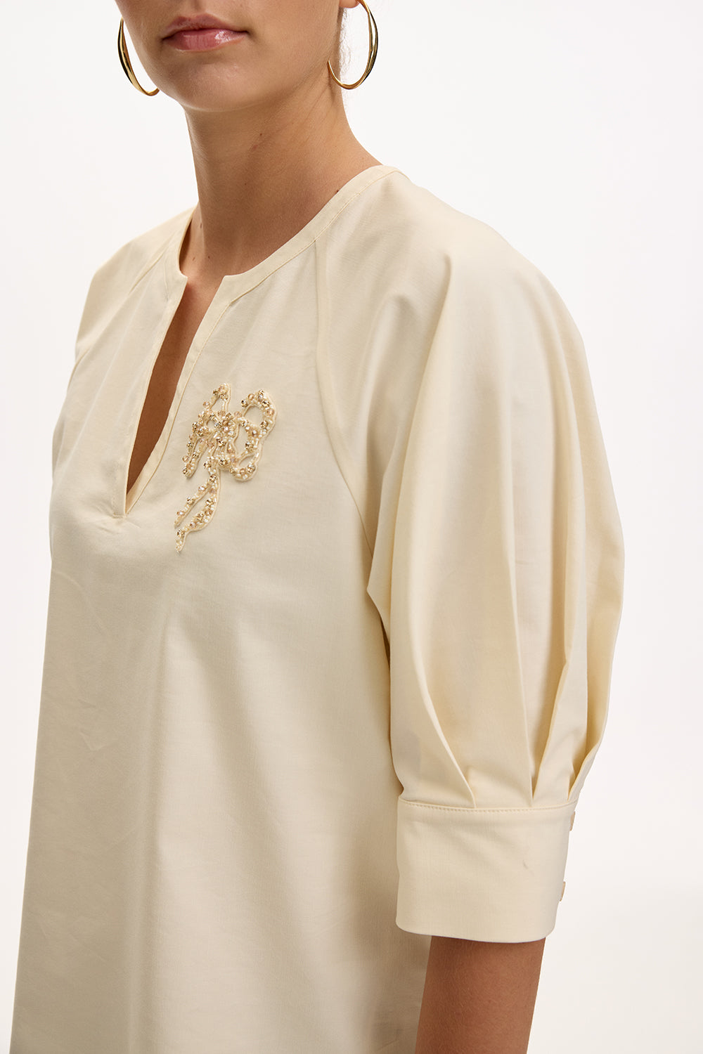 Katharine V-Neck Short Sleeve Blouse - CREAM