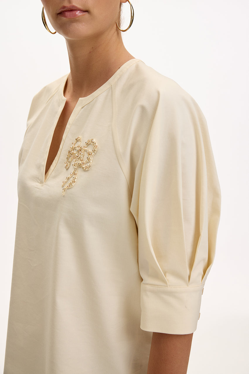Katharine V-Neck Short Sleeve Blouse - CREAM