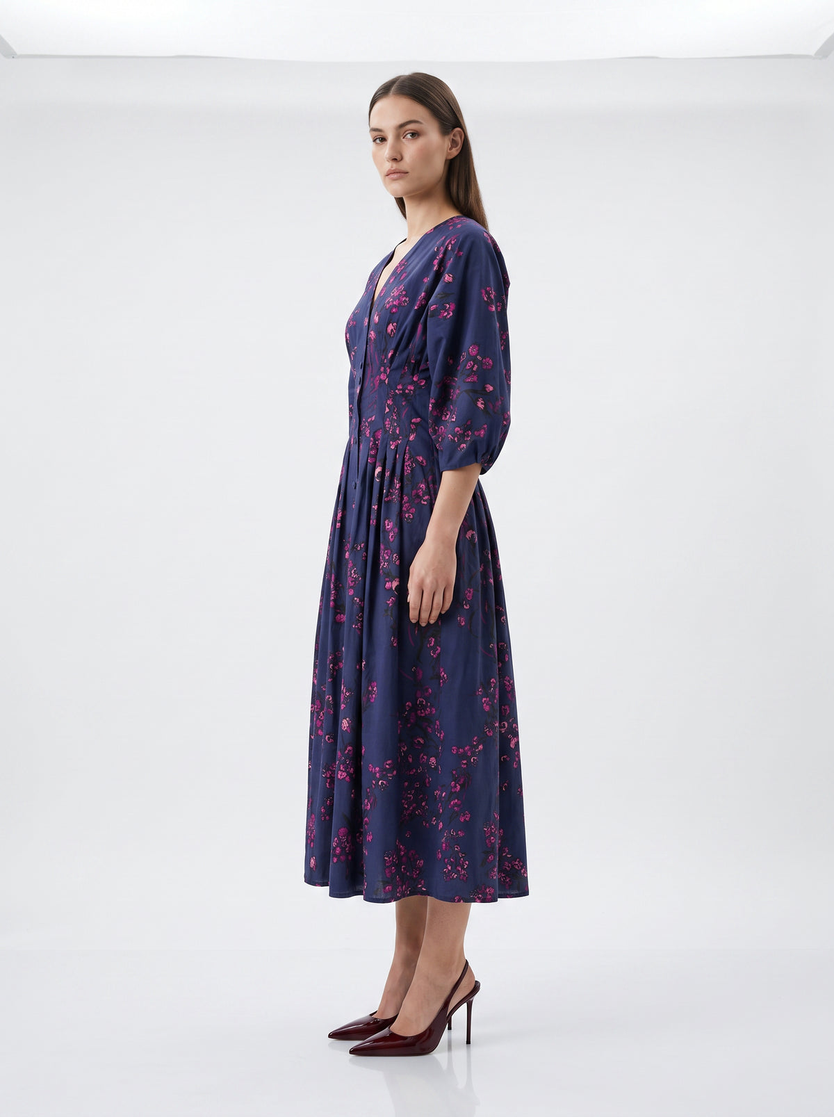 Raglan Sleeve V Neck Pleated Waist Midi Dress - MULTICOLOR
