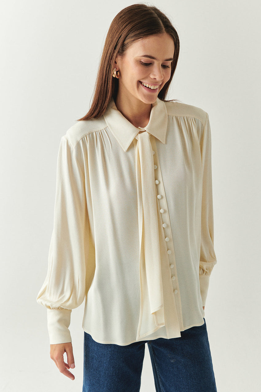 Harlee Long-Sleeve Shirt with Shirt Collar