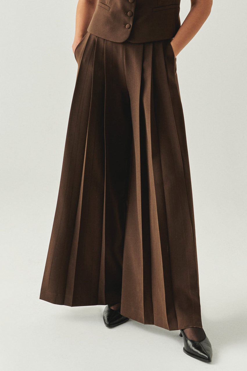 Irene Brown Wide-Leg Back-Pocketed Pants