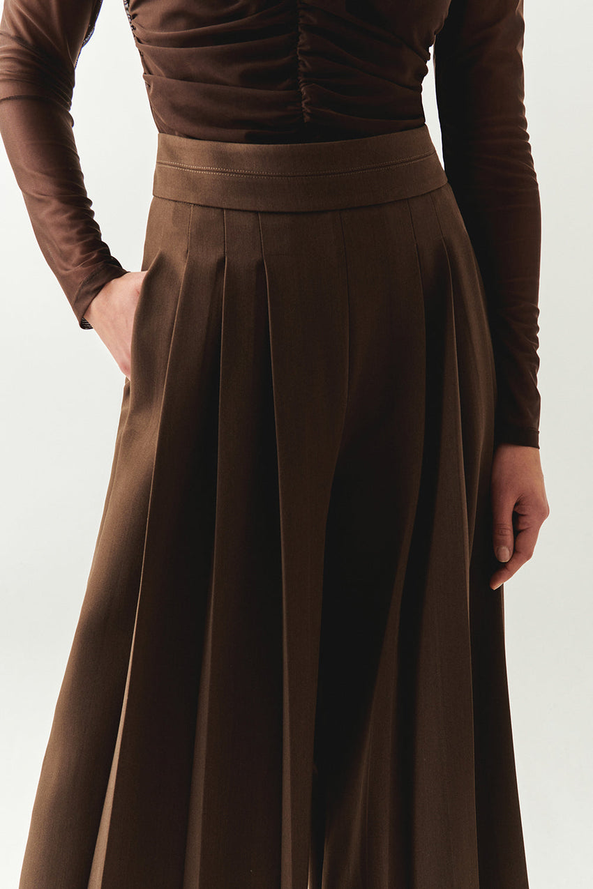 Irene Brown Wide-Leg Back-Pocketed Pants