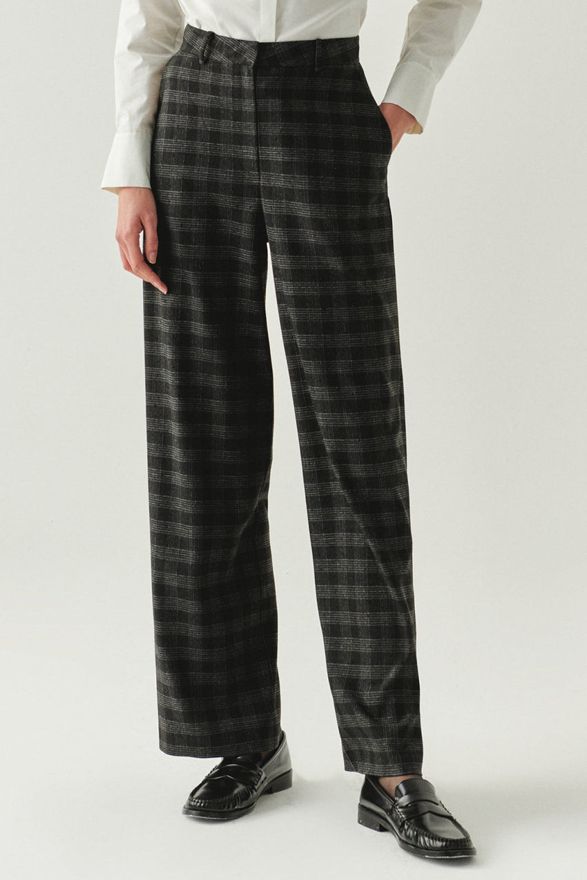 Emiliana Anthracite Check Pocketed Pants