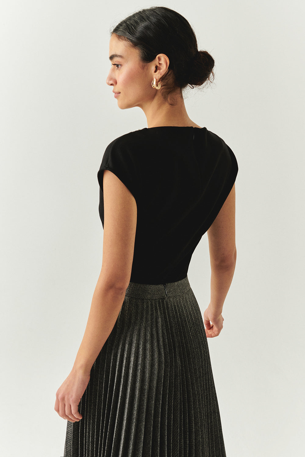Scout Dropped Shoulder Boat Neck Knit Blouse