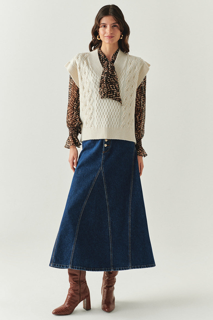 Adoria Cream V-Neck Cable Knit Sweater