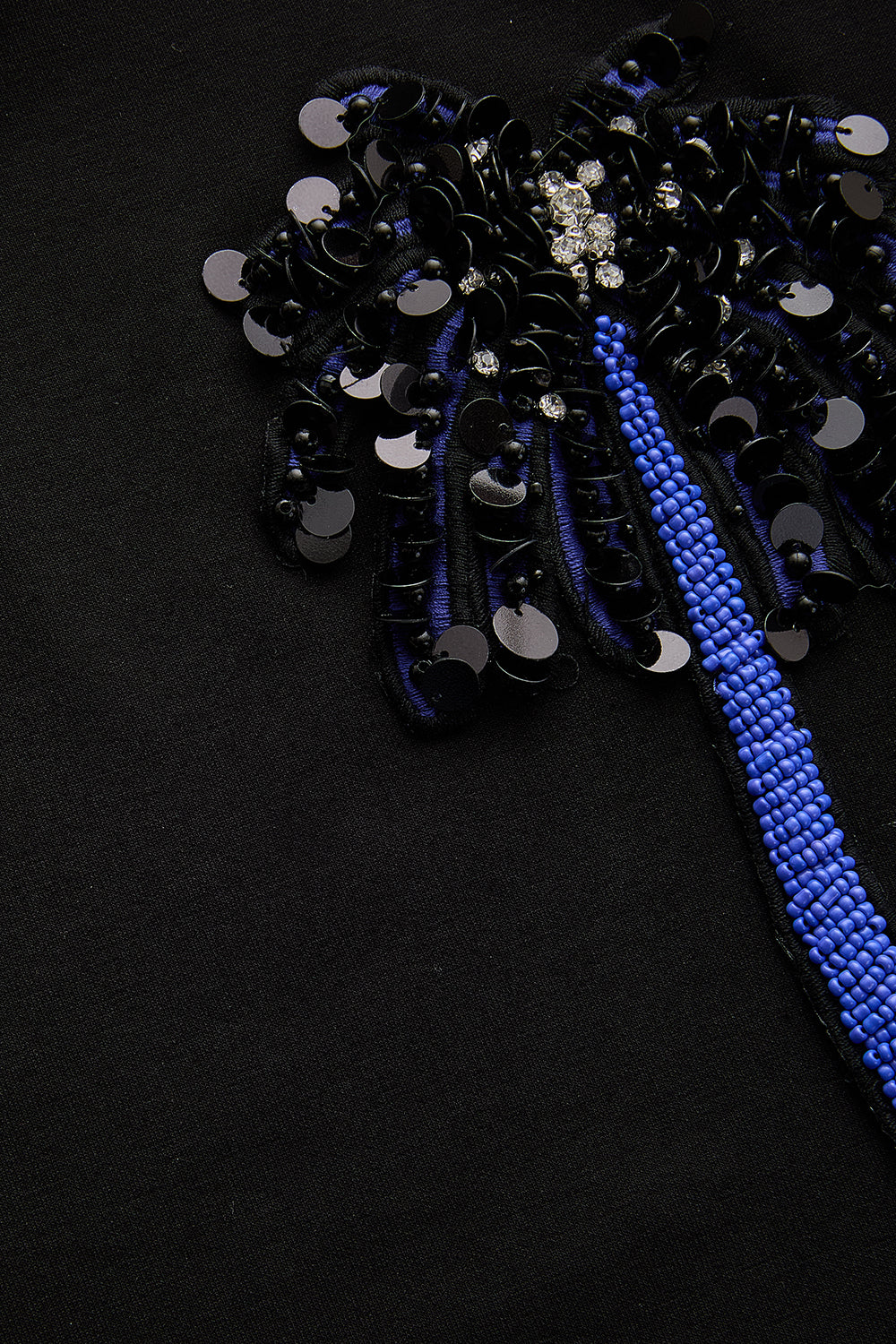 Nina Tshirt - BLACK