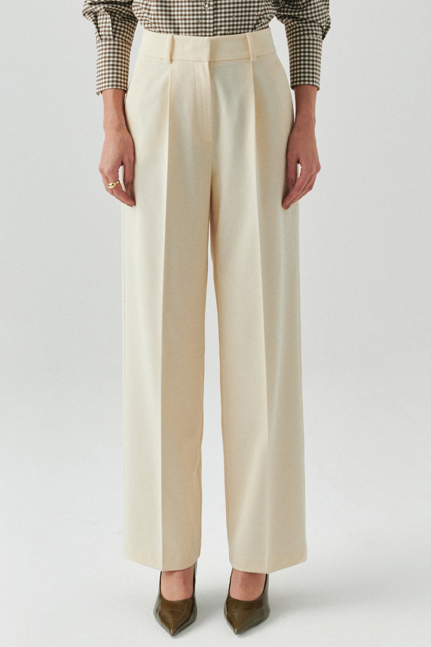 Guinevere Ecru Tailored Pocketed Pants