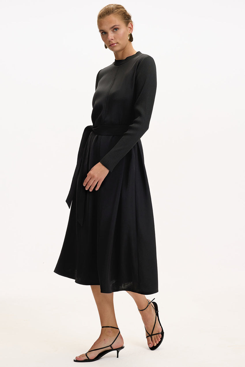 Black Regular Fit Midi Dress with Crew Neck, Long Sleeves, and Waist Tie