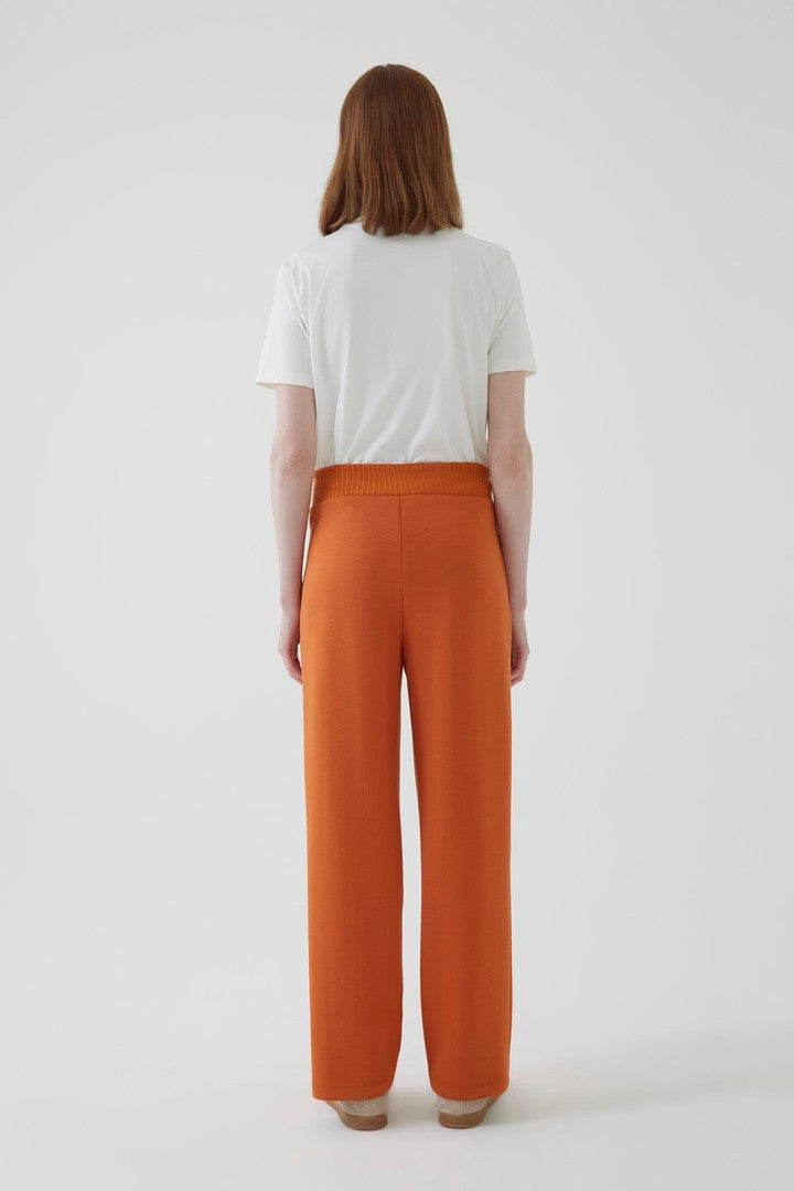 Regular Fit Straight Cut Pants with Elastic Waist