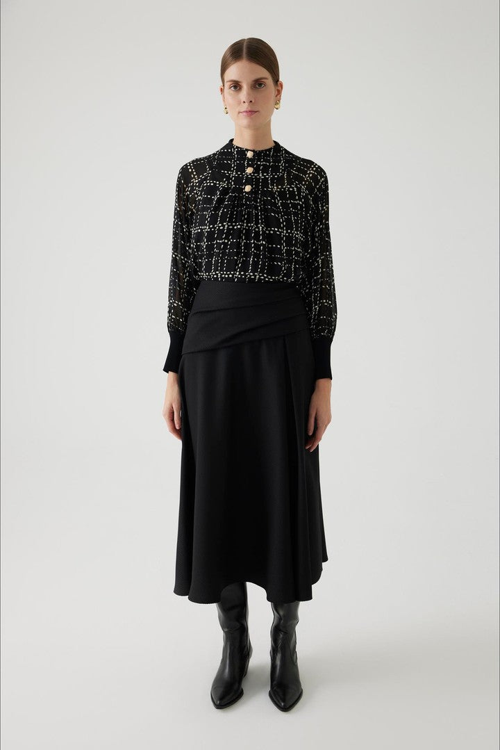 Black Slit Pleated Skirt with Lining