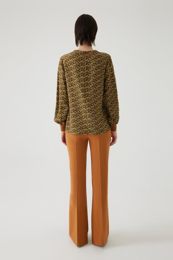 Regular Fit Blouse with Round Neck and Patterned Fabric