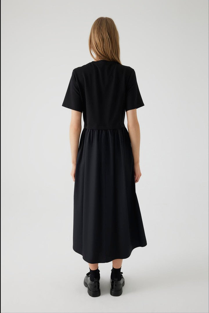 Black Cotton Midi Dress with Embroidered Collar
