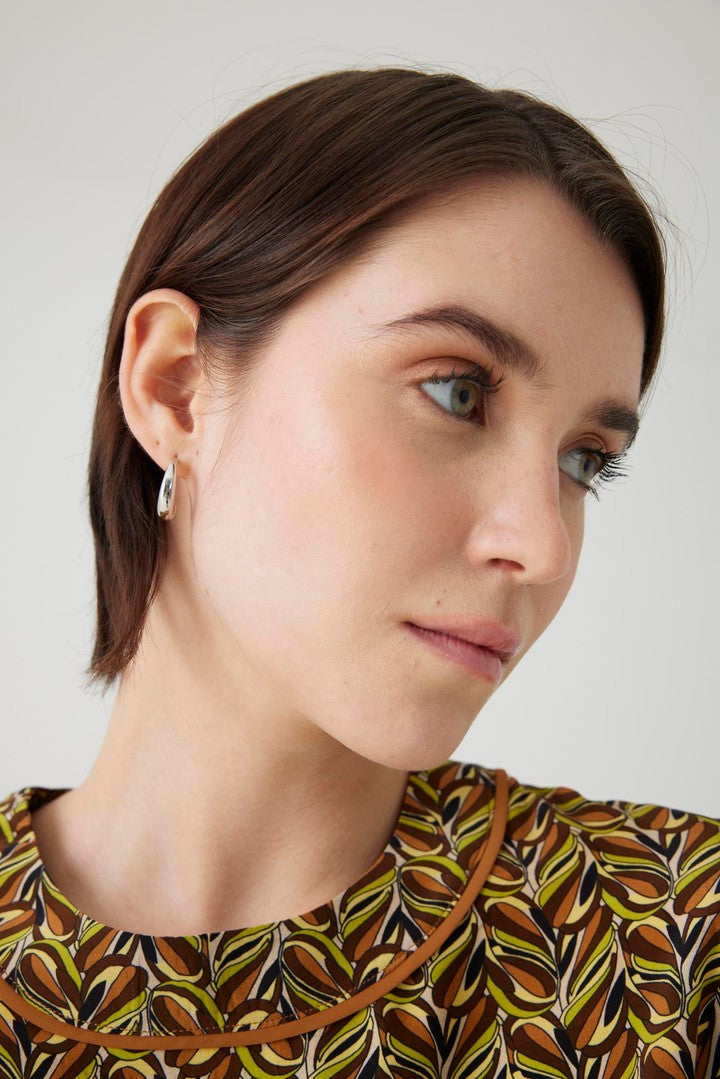 Regular Fit Blouse with Round Neck and Patterned Fabric