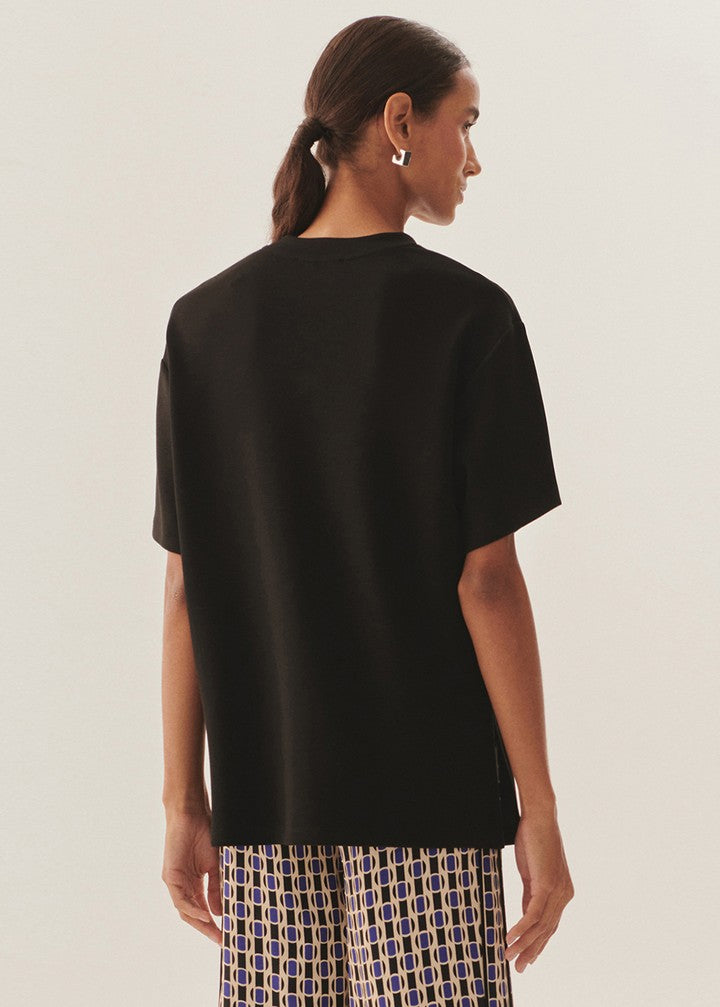 Chic Fluid Wide-Leg Pants